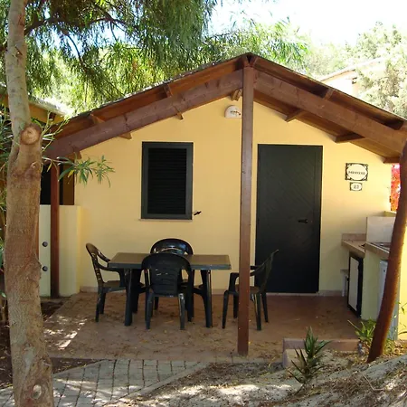 Campeggio Golfo Dell'asinara 4*